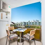 Nikis Flat Πλάγια ντελ Ινγκλές